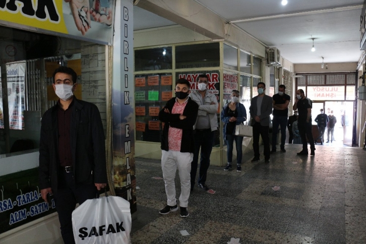 Konya’nın Tahinli Pidesi Paket Servisle Evlere Yollanıyor