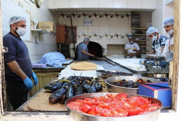 Tepsi Geleneğine Korona Engeli Yok