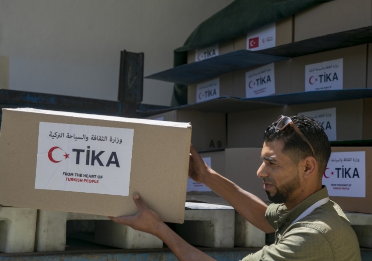 Türkiye’den Tunus’ta Covid19 İle Mücadelede 700 Aileye Gıda Yardımı