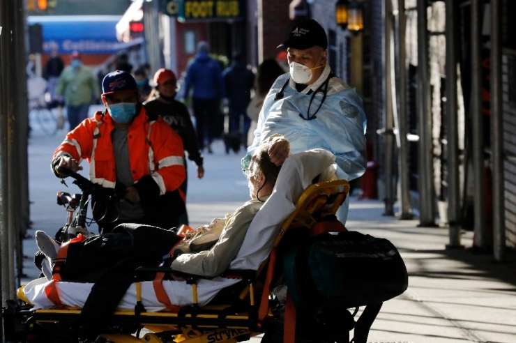 Abd’de Korona Nedeniyle Hayatını Kaybedenlerin Sayısı 61 Bini Geçti