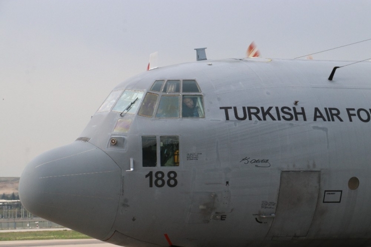 Abd’ye Gönderilen Yardım Malzemelerini Taşıyan Uçak Havalandı
