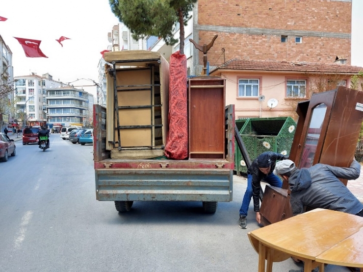 İhtiyaç Sahiplerine Yardım