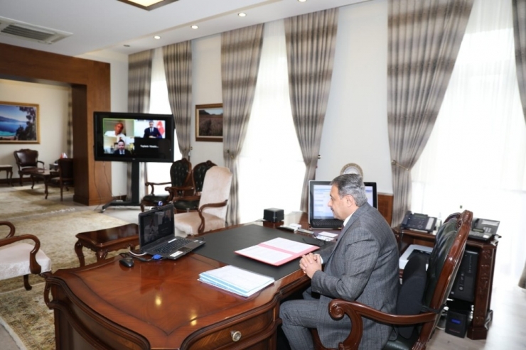 Ortaokulun Yapım Protokolü Telekonferansla İmzalandı