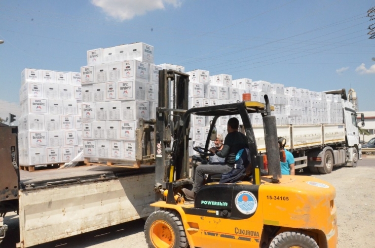 Büyükşehir Belediyesi’nden Tarsuslu Esnafa Gıda Kolisi