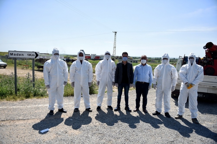 Ceylanpınar’da Karantinaya Alınan Mahalle İlaçlandı