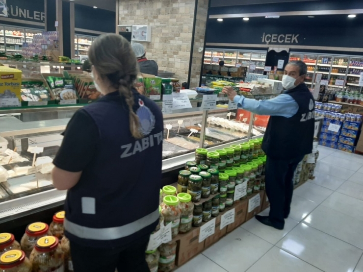 Bağlar Belediyesi Kısıtlama Öncesinde Marketleri Denetledi
