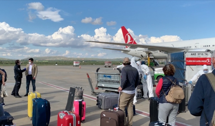 Abd’den Gaziantep’e Getirilen Genç, Karantina Günlerini Anlattı