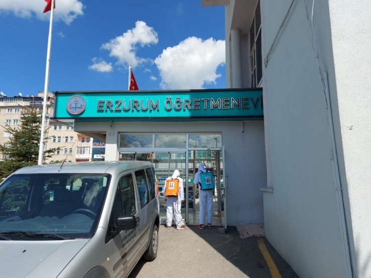 Büyükşehir’den Öğretmenevine Jest