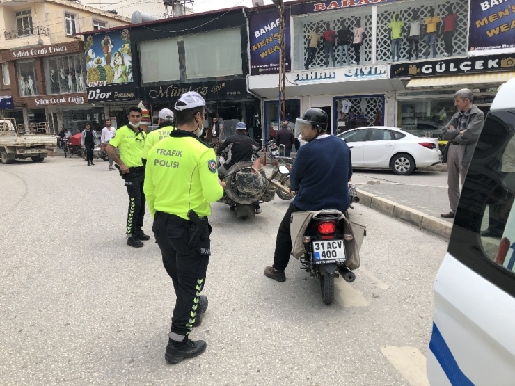 Samandağ’da Motosiklet Denetimi