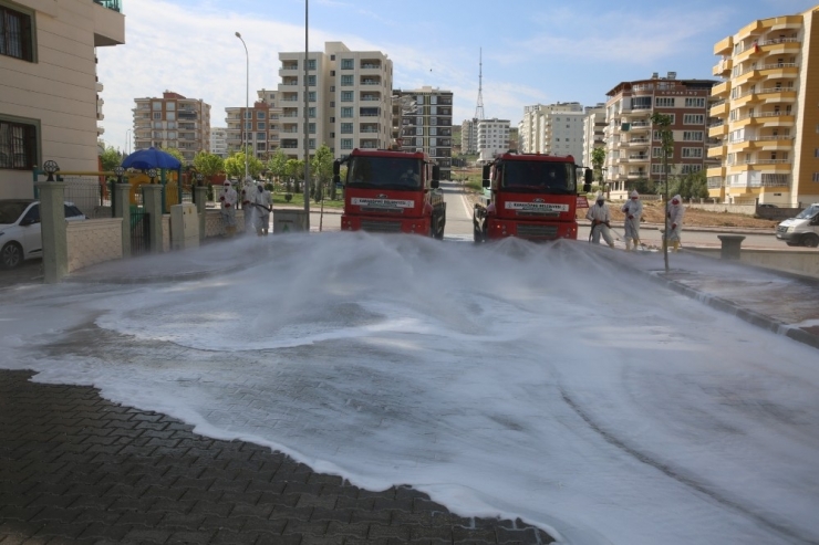 Karaköprü De Dezenfekte Çalışmaları Devam Ediyor