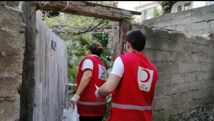 Kızılay’dan Çocuklara Sürpriz