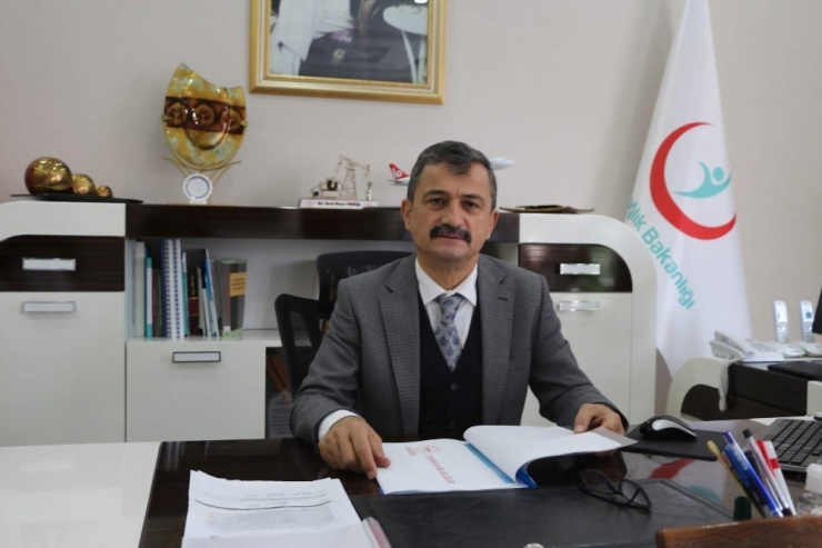 Korona Virüsü Yenen Siirt Sağlık Müdürü Ömür Görevine Başladı