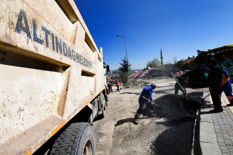 Altındağ’da Yollara Yoğun Bakım