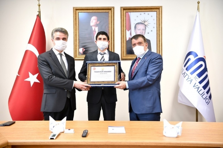 Maske Üreten Tekstil Firmalarına Teşekkür Belgesi