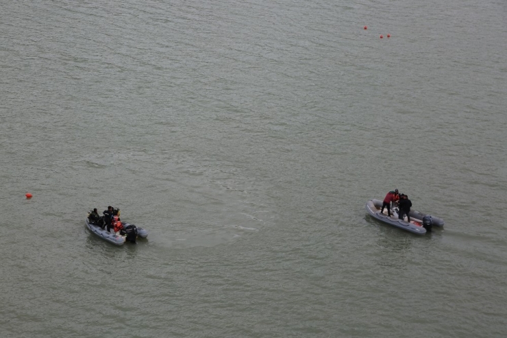 Kayıp Gülistan’ı Arama Çalışmaları Sürüyor