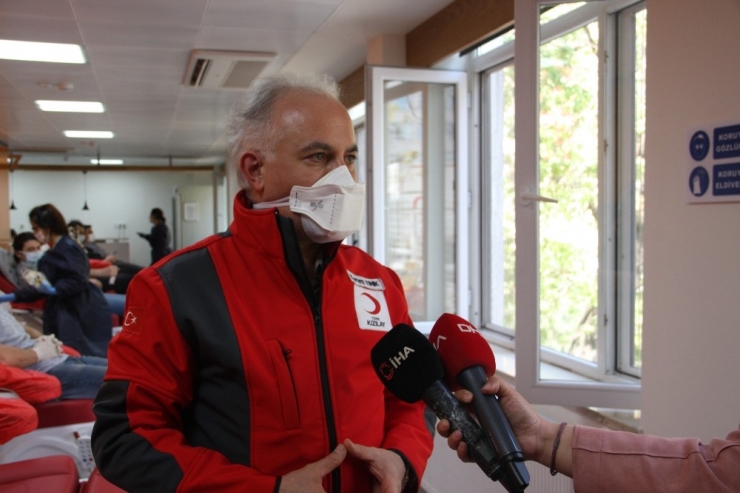 Kızılay’ın Kan Stoku Kritik Seviyeye Düştü