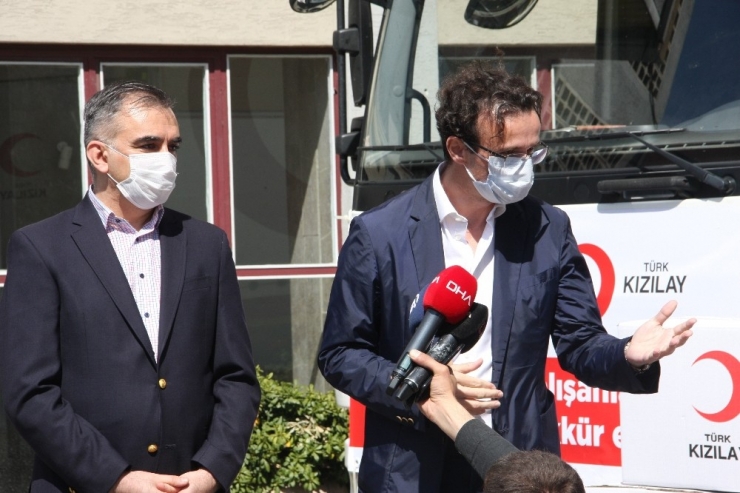 Kızılay’dan İstanbul Üniversitesine Medikal Malzeme Bağışı