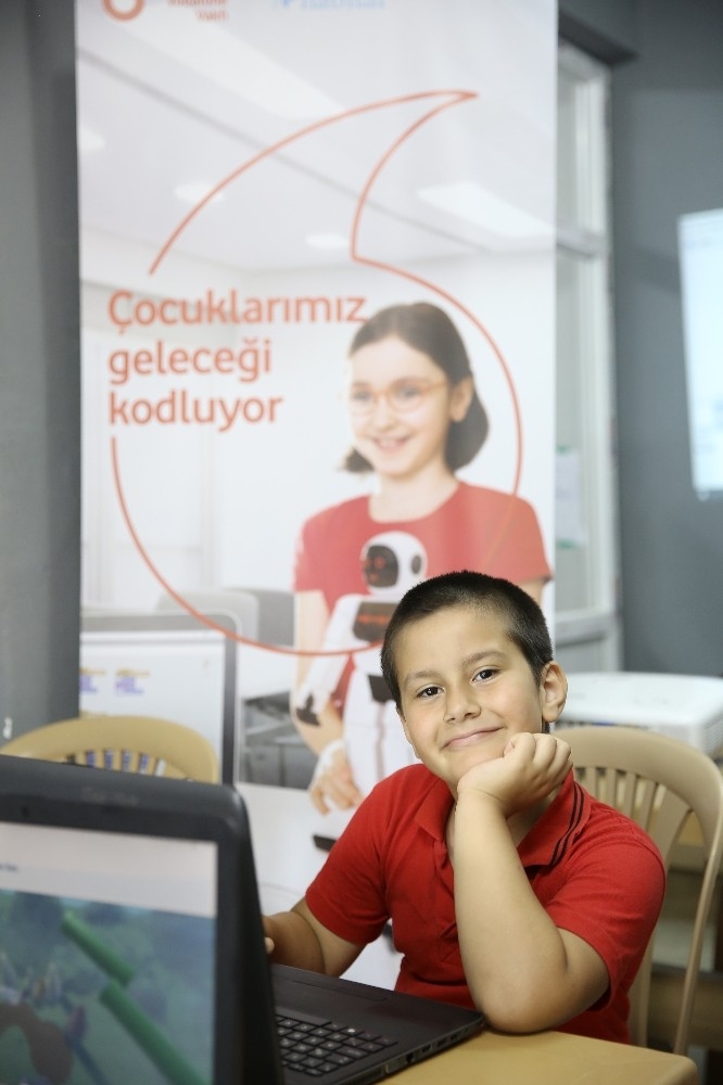 Vodafone’dan Uzaktan Eğitime Desteğe Devam