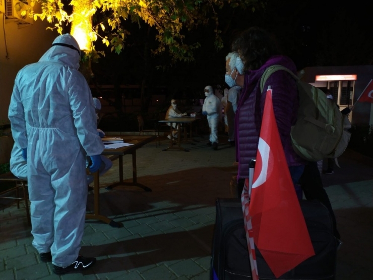 Karantinadaki Gurbetçi Hollanda İle Türkiye Arasındaki Farklı Böyle Anlattı: