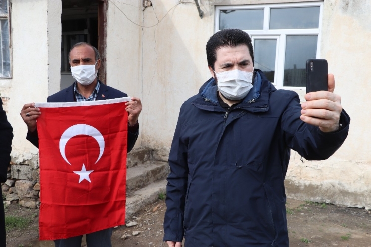 Başkan Sayan, Çocukları Dağa Kaçırılan Aileleri Cumhurbaşkanı İle Görüştürdü
