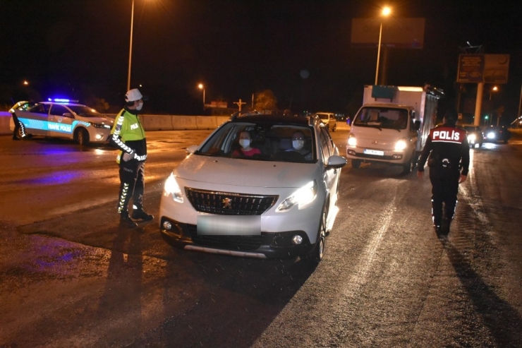 Antalya’da Kısıtlamalara Uymayanlara 57 Bin 412 Tl Ceza Uygulandı