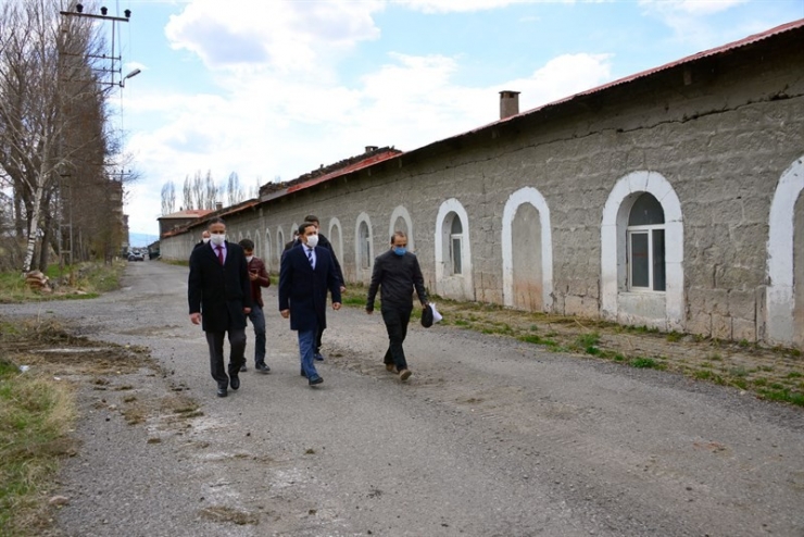 Millet Bahçesi Çalışmaları Başladı