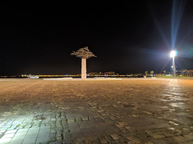 İzmir’de 3 Günlük Sokağa Çıkma Kısıtlaması Başladı