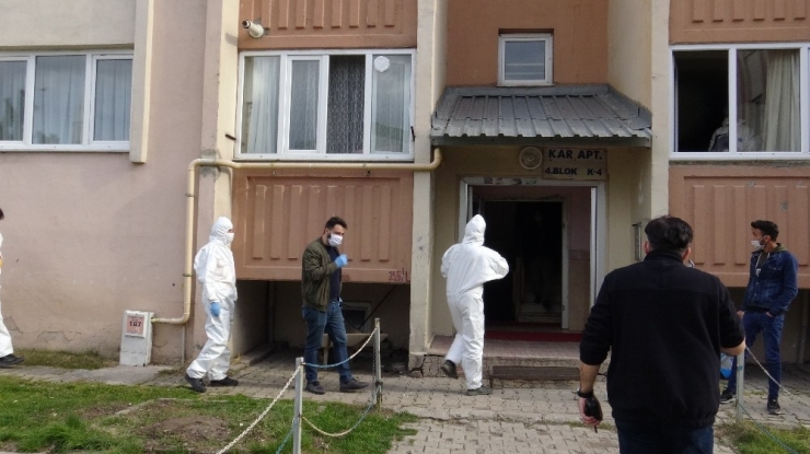 Kars’ta Bir Kişi Evinde Ölü Bulundu