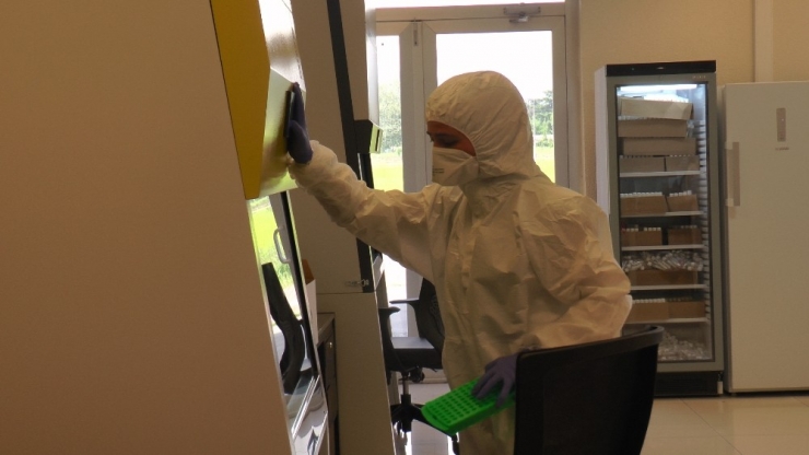 Kocaeli’de Sanayi Çalışanlarının Virüs Taraması İçin Yapılan Merkez Görüntülendi