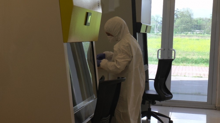 Kocaeli’de Sanayi Çalışanlarının Virüs Taraması İçin Yapılan Merkez Görüntülendi