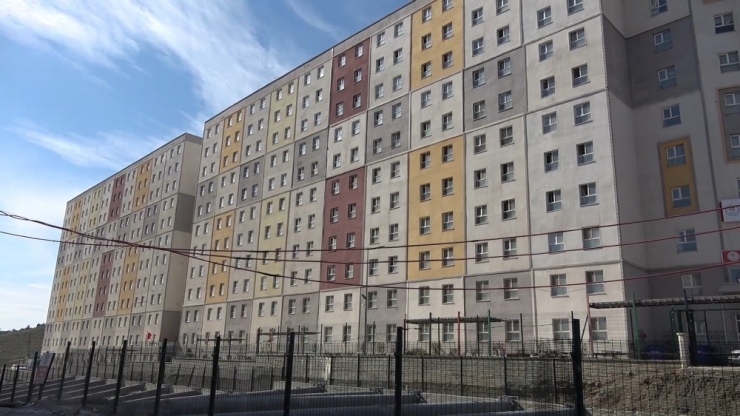 Korona Virüsten Karantinaya Alınan Vatandaş: “Dünya Ülkeleri Türkiye’yi Gıpta İle İzliyor”