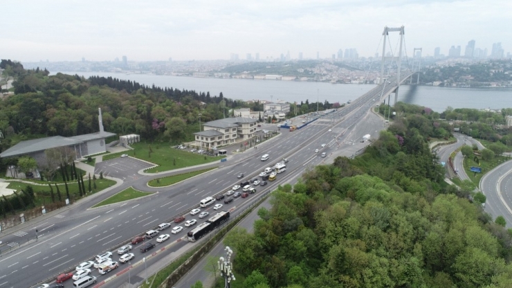 15 Temmuz Şehitler Köprüsü’ndeki Denetimler Havadan Görüntülendi