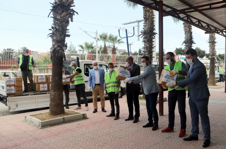 Akdeniz Belediyesi’nden İhtiyaç Sahiplerine Ramazan Kolisi Desteği