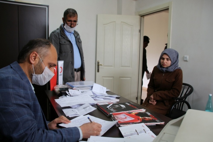 Kızılaydan Gıda Yardımı