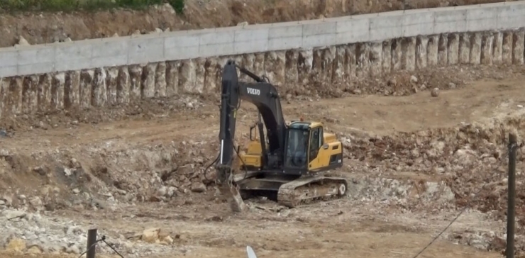 Kısıtlamaya Rağmen Millet Bahçesi Çalışmaları Son Sürat