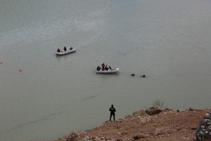 Kayıp Gülistan’ı Arama Çalışmaları Sürüyor
