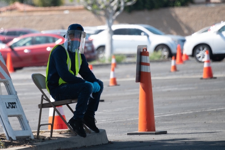 Los Angelas’ta İsteyen Herkes Korona Testi Yaptırabiliyor