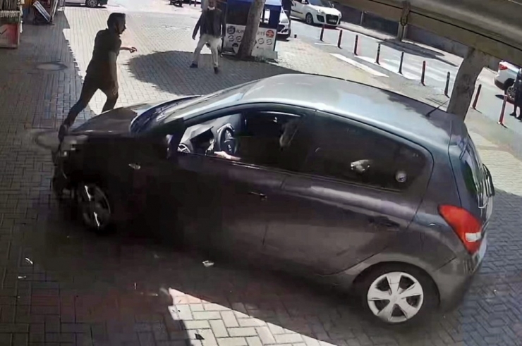 Antalya’da İnanılmaz Kurtuluş Kameralara Yansıdı