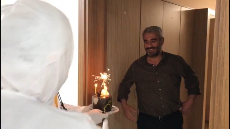 Bartın’da Karantinada Tutulan Vatandaşlara Afad’dan Doğum Günü Sürprizi