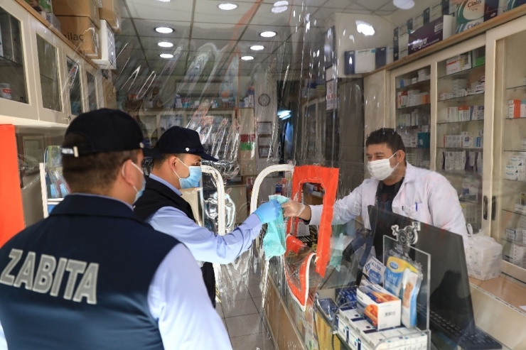 Sokağa Çıkma Kısıtlamasında Büyükşehir Belediyesi Yardıma Koşuyor