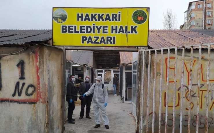 Hakkari’de Kapı Kapı Dezenfekte