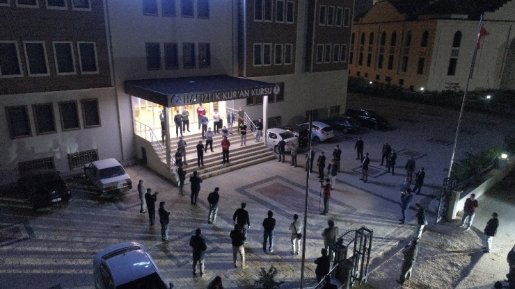 Bursa’da Kur’an Kursu Sağlık Çalışanlarına Otel Oldu