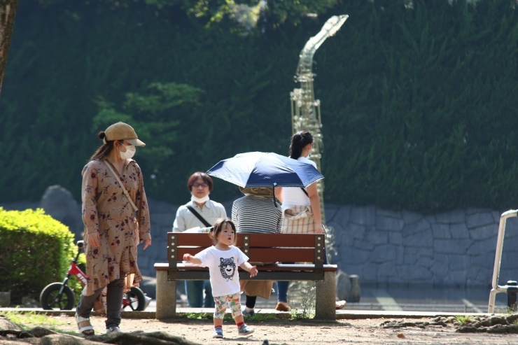 Japonlar ’Altın Hafta’ Tatilini Evinde Geçiriyor