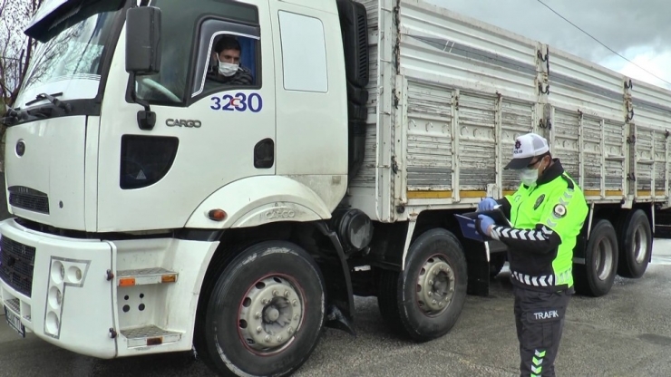 Erzurum’da Polis, Jandarma Ve 112 Ekipleri Uygulama Noktalarında Denetim Yaptı