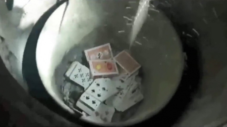 Amasya’da Polisten Kumarhaneye Dönüştürülen Eve Baskın