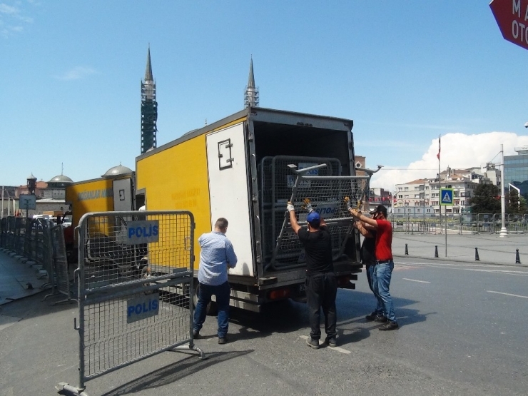 Taksim Son Yılların En Sessiz Günlerini Yaşıyor