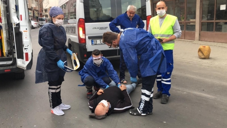 Minibüs Yayaya Çarptı