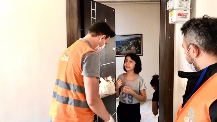 Nilüfer Belediyesi’nden Selen’e 12’inci Yaş Sürprizi