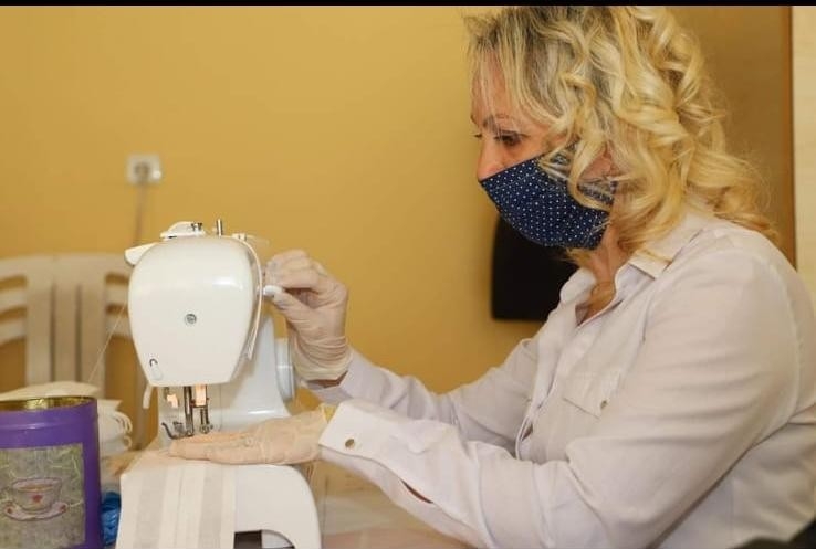 Büyükşehir Üretilen Maskeleri İlçelerde Dağıtıyor