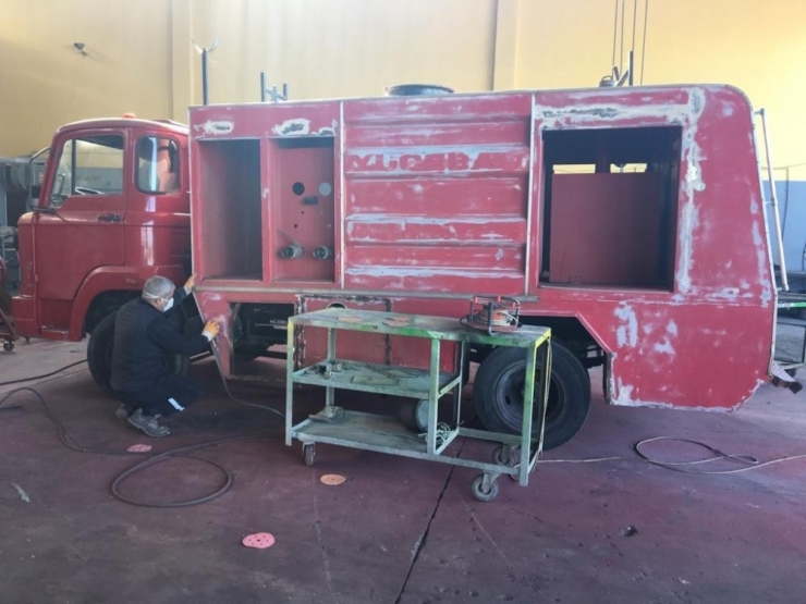 Çürümeye Terk Edilen İtfaiye Aracı Onarılarak Yücebağ Beldesine Hibe Edildi